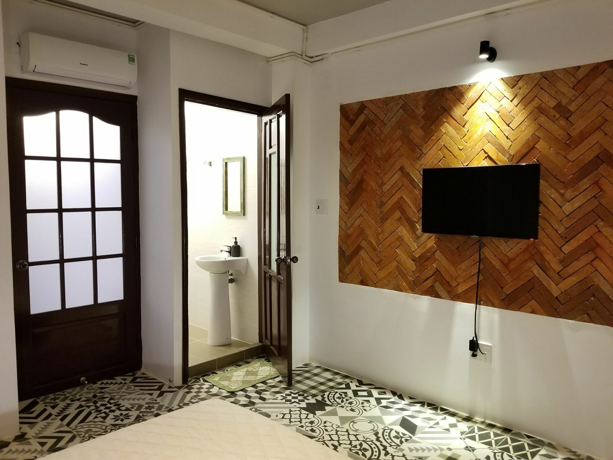 Timemark Travel Homestay & Hostel Ho-Chi-Minh-Stadt Exterior foto